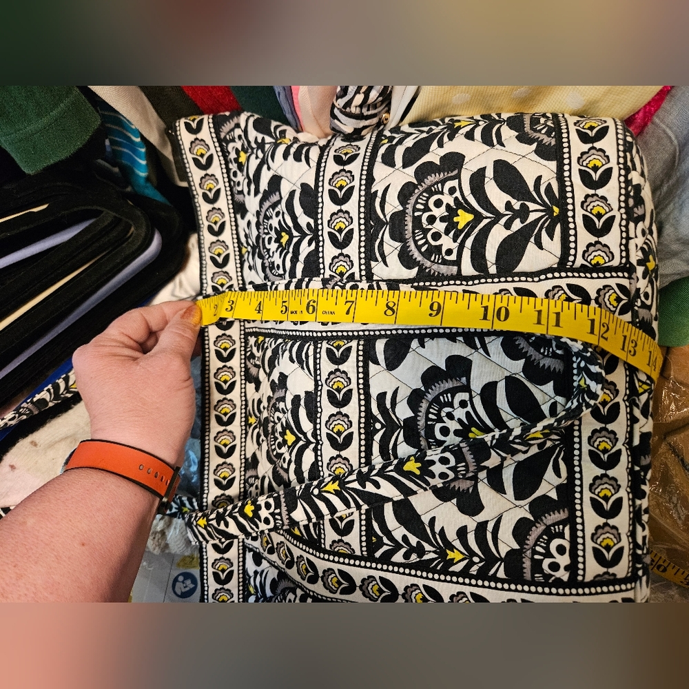 #007- VERA BRADLEY- Black, Yellow, and White Tote Bag - Picture 7 of 16